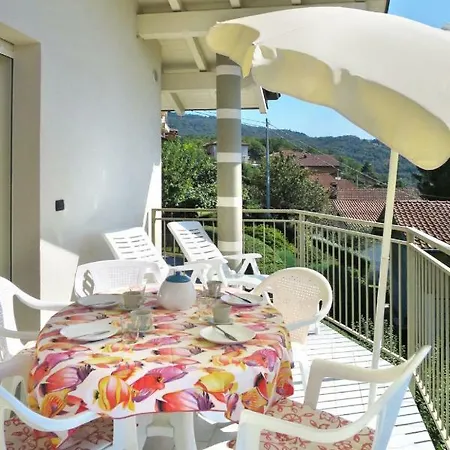 Apartment Locazione Turistica Casa Bel Lago